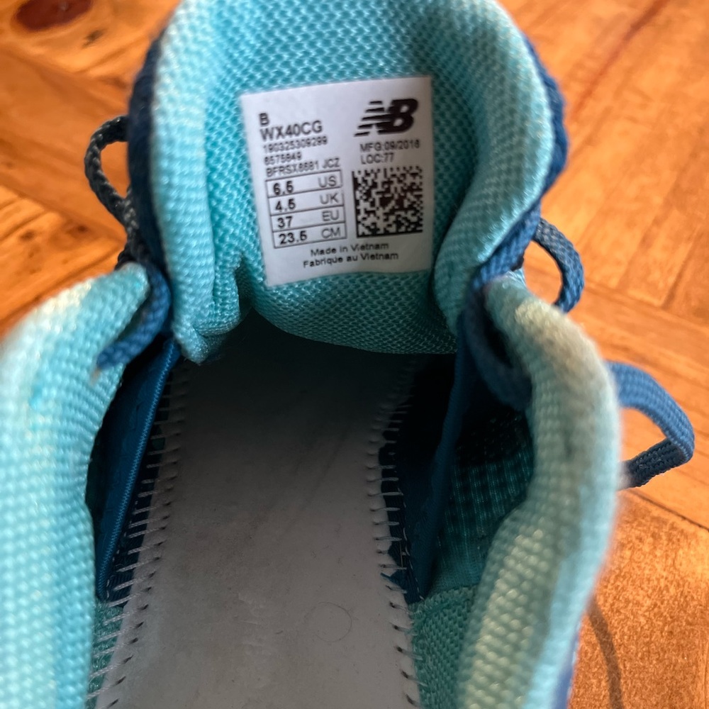 New balance minimus women’s shoes
